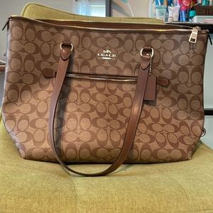 Coach tote